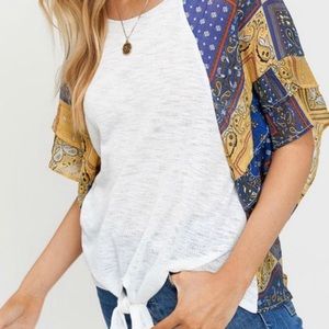 La miel paisley ruffle sleeve top size S